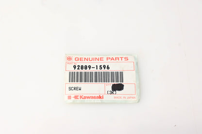 New OEM Kawasaki 92009-1596 Screw NOS