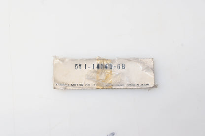New OEM Yamaha 5Y1-14343-68-00 Carburetor Main Jet NOS