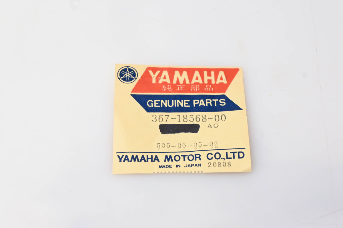 New OEM Yamaha 367-18568-00-00 Gasket NOS