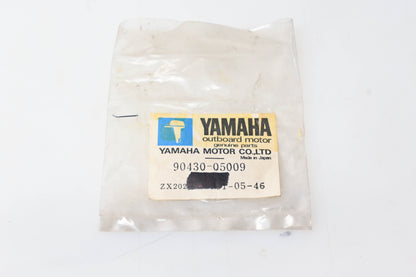New OEM Yamaha 90430-05009-00 Gasket NOS