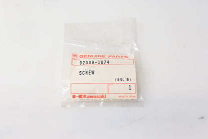 New OEM Kawasaki 92009-1674 Screw NOS