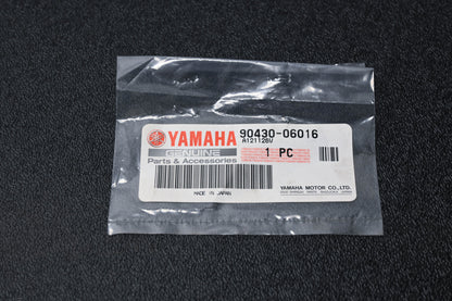 New OEM Yamaha 90430-06016-00 Gasket NOS