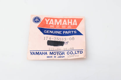 New OEM Yamaha 174-25183-00-00 Spring Seat NOS