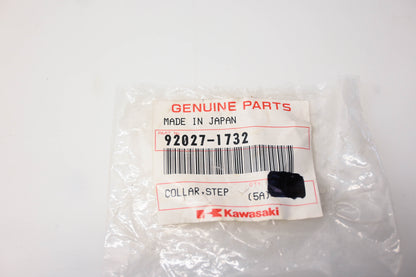 New OEM Kawasaki 92027-1732 Step Collar NOS