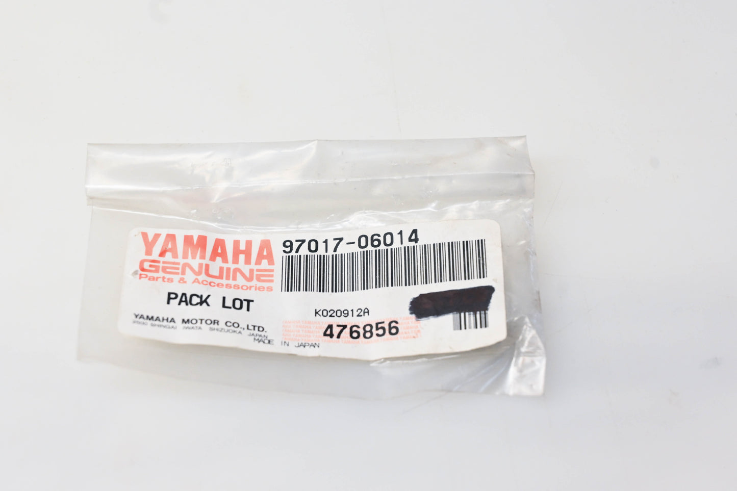 New OEM Yamaha 97017-06014-00 Bolt NOS