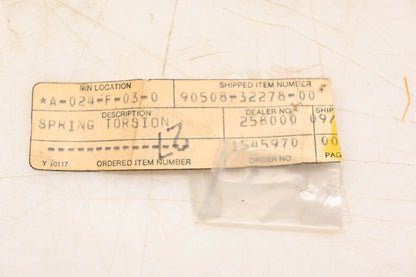 New OEM Yamaha 90508-32278-00 Torsion Spring NOS