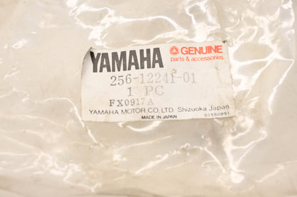 New OEM Yamaha 256-12241-01-00 Stopper Guide NOS