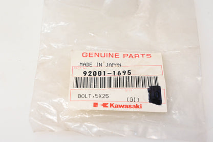 New OEM Kawasaki 92001-1695 Front Hub Bolt 5x25 NOS