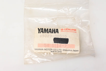 New OEM Yamaha 95023-06010-00 Flanged Bolt NOS