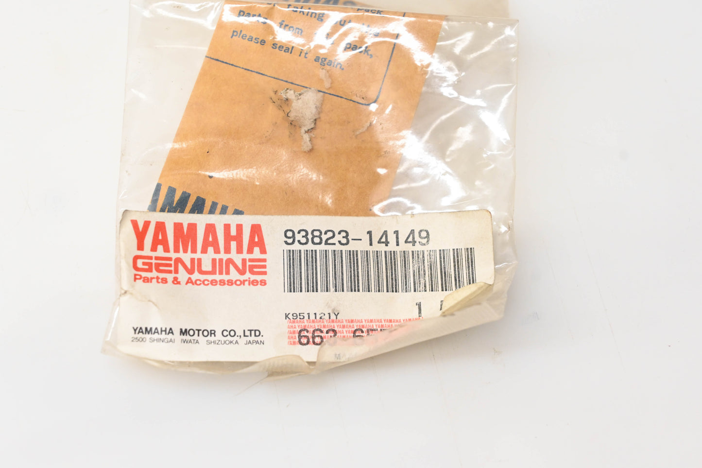 New OEM Yamaha 93823-14149-00 Drive Sprocket 14T NOS