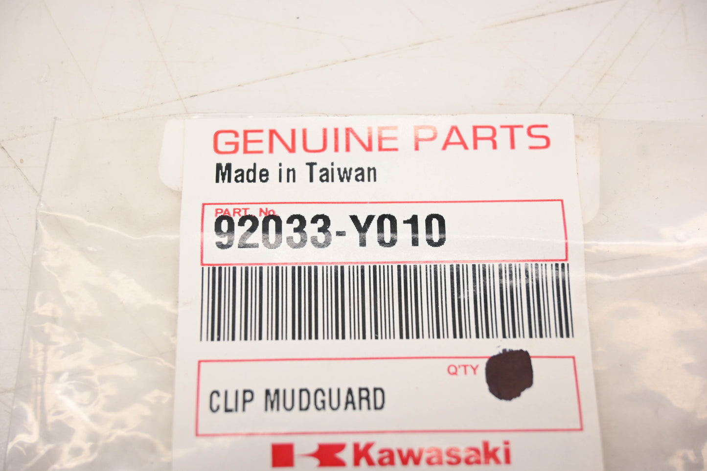 New OEM Kawasaki 92033-Y010 Rivet Plastic NOS