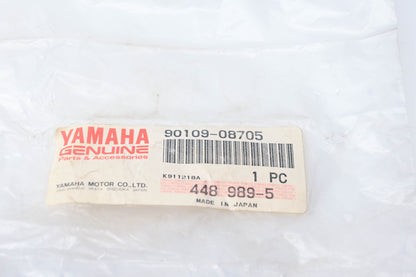 New OEM Yamaha 90109-08705-00 Bolt NOS