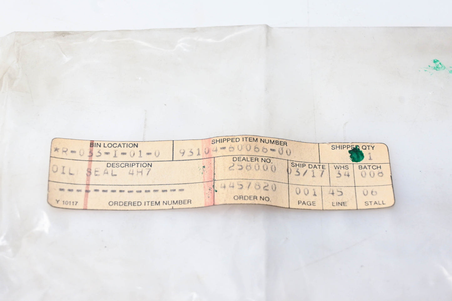 New OEM Yamaha 93104-60066-00 Oil Seal NOS