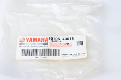 New OEM Yamaha 93105-40018-00 Oil Seal NOS