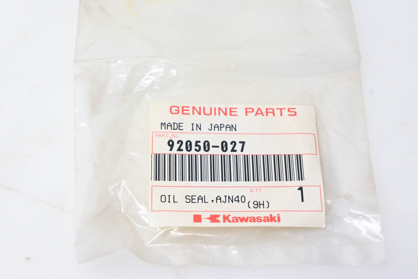 New OEM Kawasaki 92050-027 Oil Seal NOS