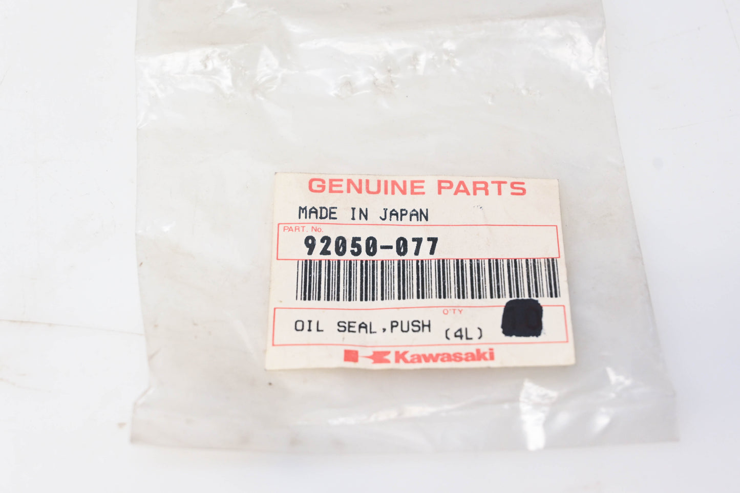 New OEM Kawasaki 92050-077 Oil Seal NOS