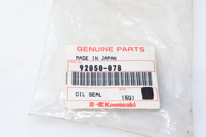 New OEM Kawasaki 92050-078 Oil Seal NOS