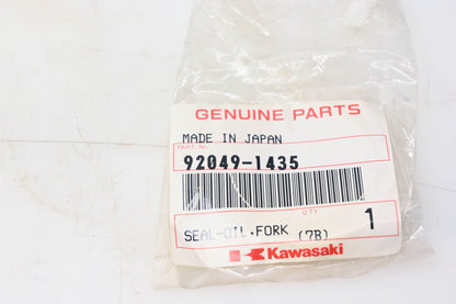 New OEM Kawasaki 92049-1435 Oil Seal NOS
