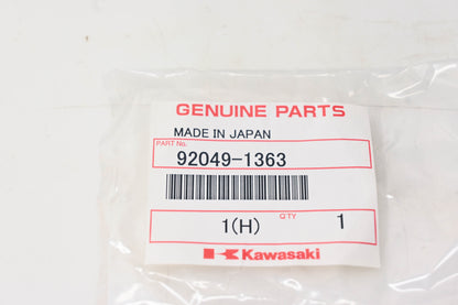 New OEM Kawasaki 92049-1363 Outer Oil Seal NOS