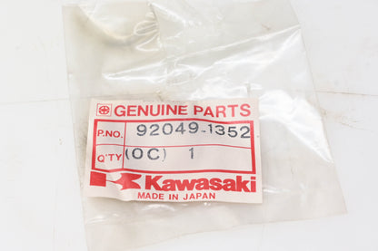 New OEM Kawasaki 92049-1352 Oil Seal NOS