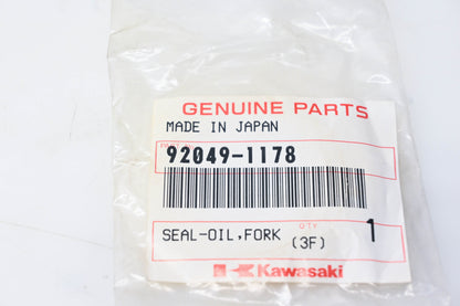 New OEM Kawasaki 92049-1178 Oil Seal NOS