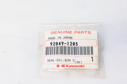 New OEM Kawasaki 92049-1205 Oil Seal NOS