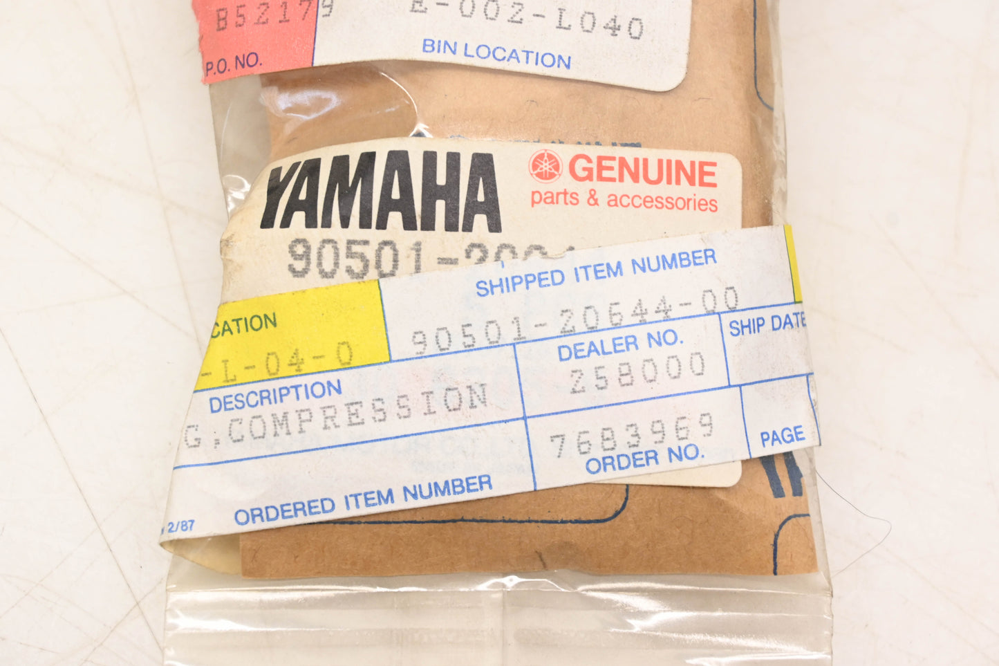 New OEM Yamaha 90501-20644-00 Compression Spring NOS