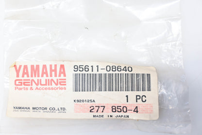 New OEM Yamaha 95611-08640-00 Stud NOS