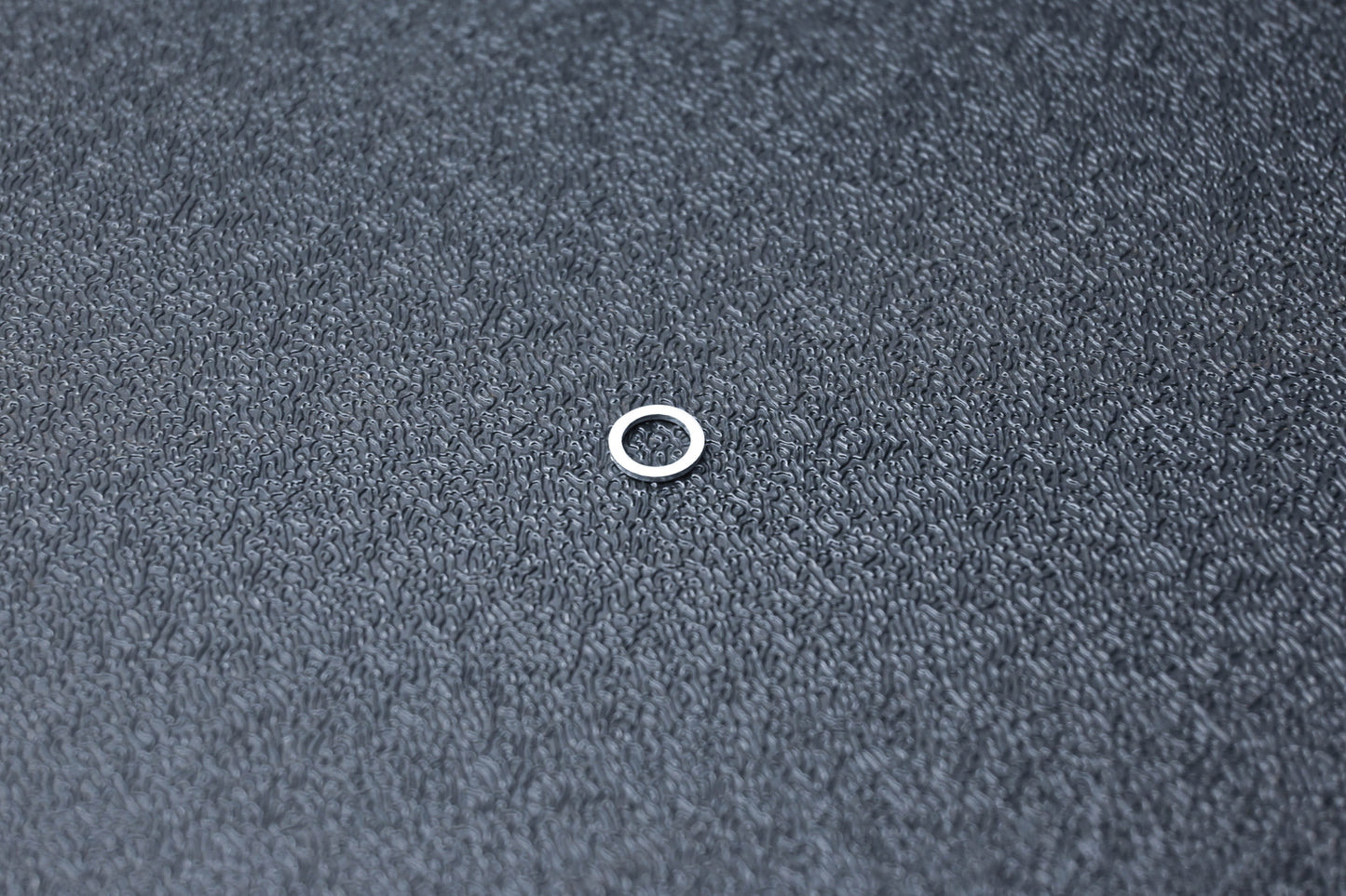 New OEM Yamaha 278-14151-00-00 Needle Washer NOS