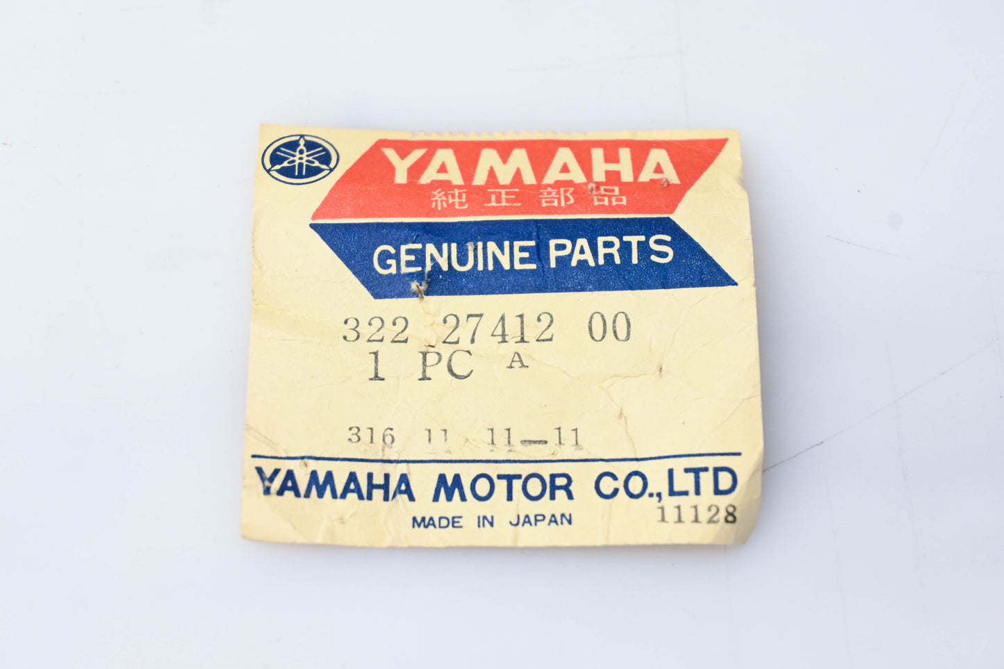 New OEM Yamaha 322-27412-00-00 Left Foot Rest Bracket NOS