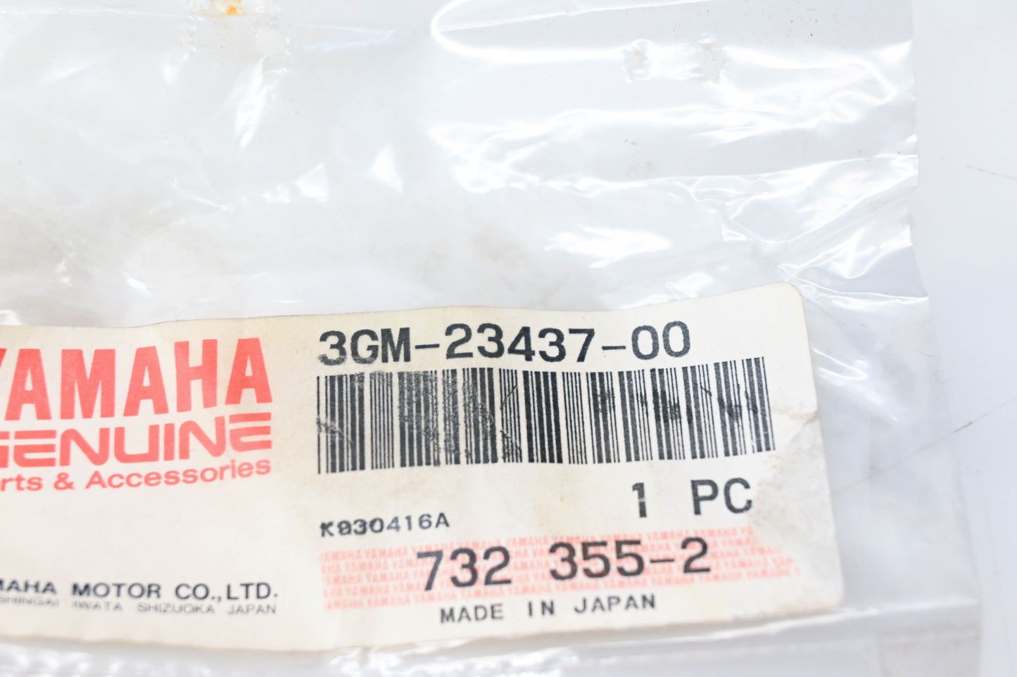 New OEM Yamaha 3GM-23437-00-00 Crown Cover NOS