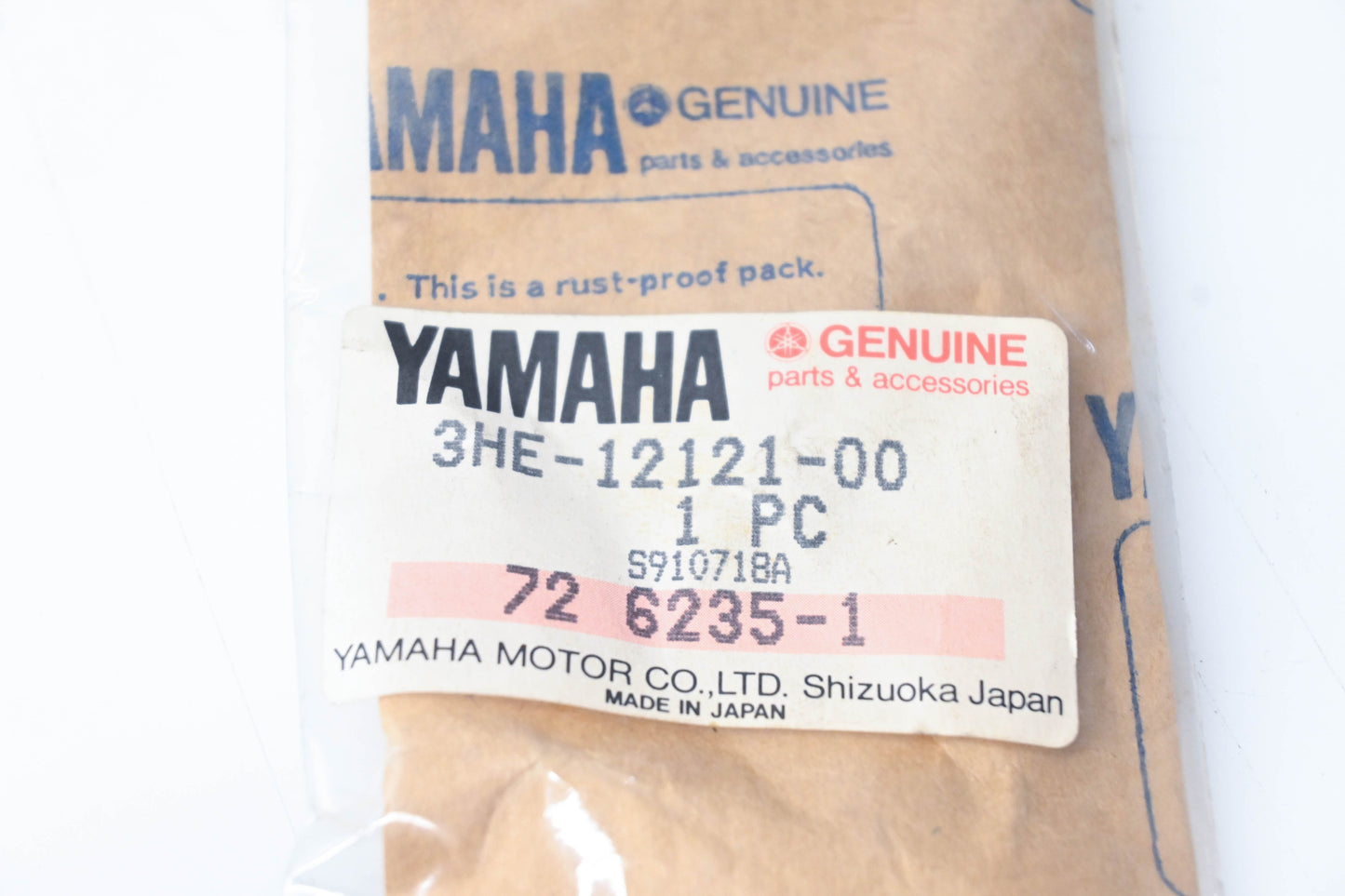 New OEM Yamaha 3HE-12121-00-00 Exhaust Valve NOS