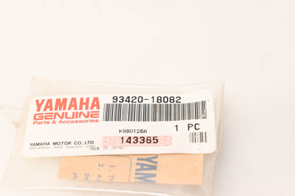 Yamaha 93420-18082-00 Circlip NOS