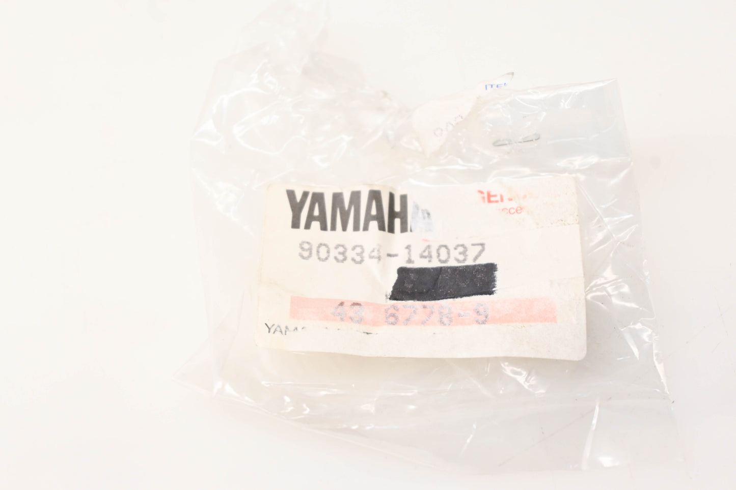 Yamaha 90334-14037-00 Plug NOS