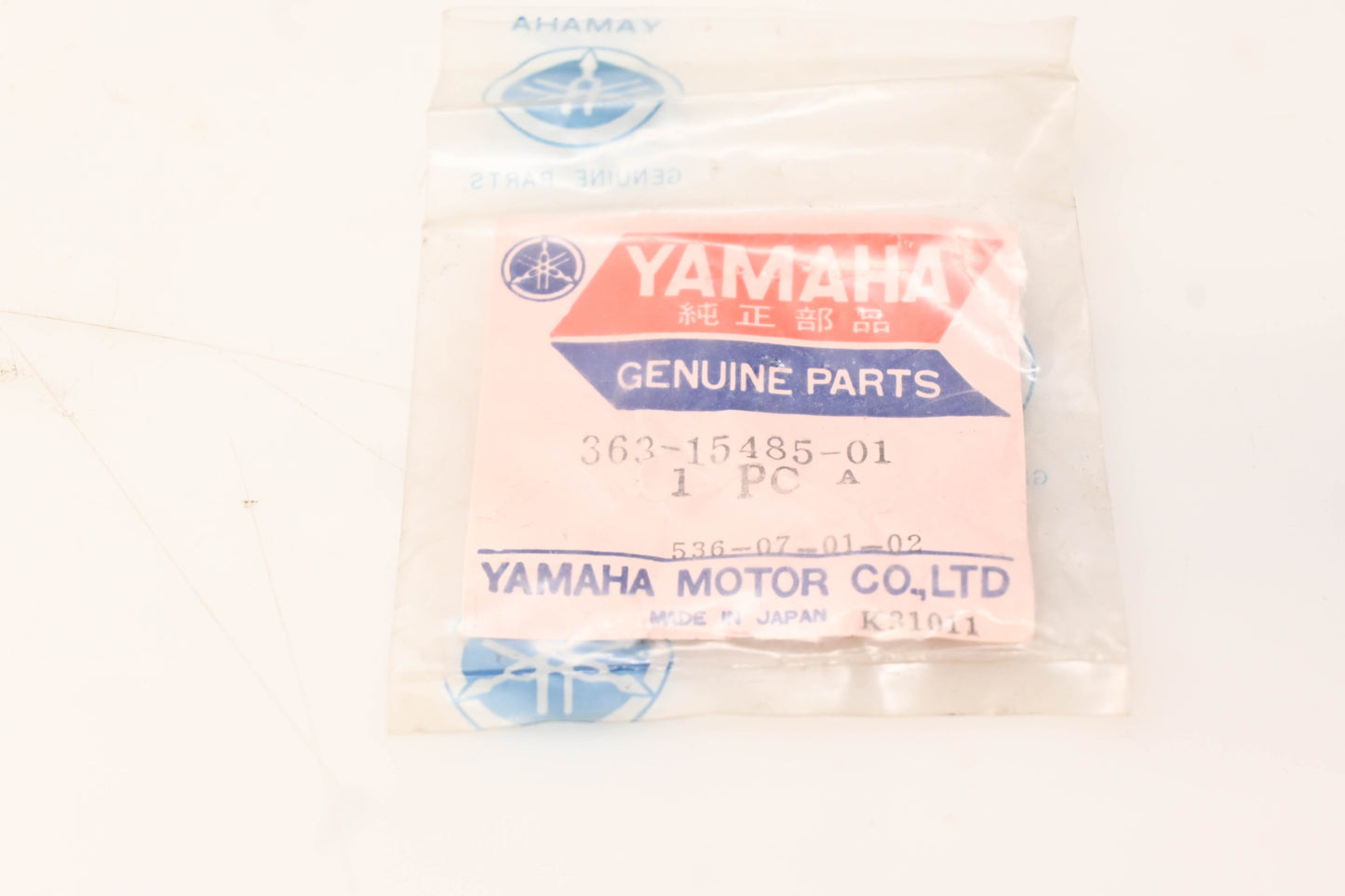 Yamaha 363-15485-01-00 Clamp NOS