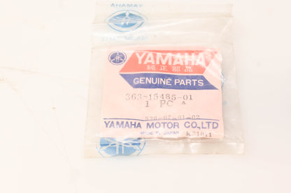 Yamaha 363-15485-01-00 Clamp NOS
