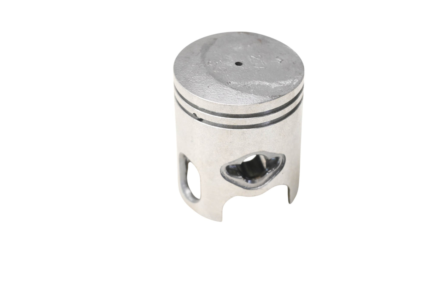 Yamaha 2JA-11636-01-00 Piston NOS