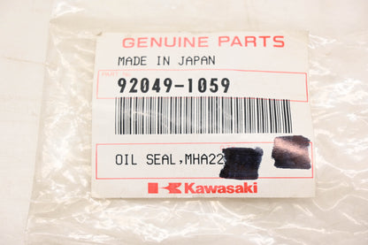 New OEM Kawasaki 92049-1059 Oil Seal NOS