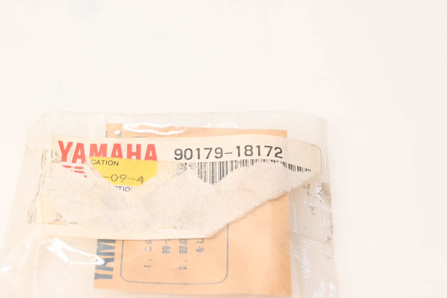 Yamaha 90179-18172-00 Nut NOS