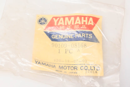 New OEM Yamaha 90109-08168-00 Bolt NOS