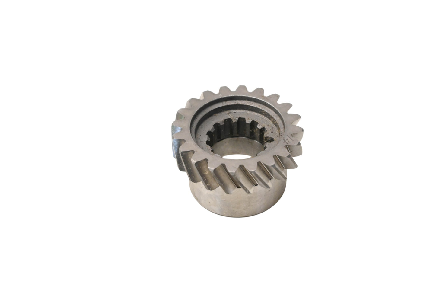 New OEM Yamaha 434-16111-00-00 Primary Drive Gear NOS
