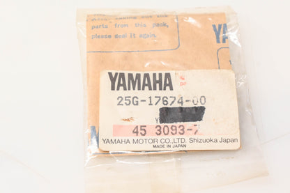 New OEM Yamaha 25G-17674-00-00 Collar NOS