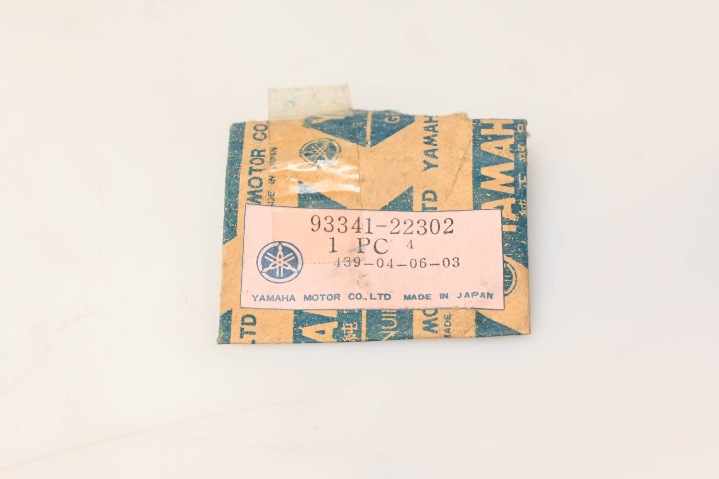 New OEM Yamaha 93341-22302-00 Washer Bearing NOS