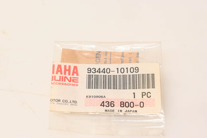 New OEM Yamaha 93440-10109-00 Circlip NOS