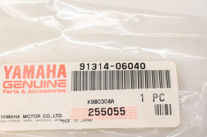 New OEM Yamaha 91314-06040-00 Socket Bolt NOS