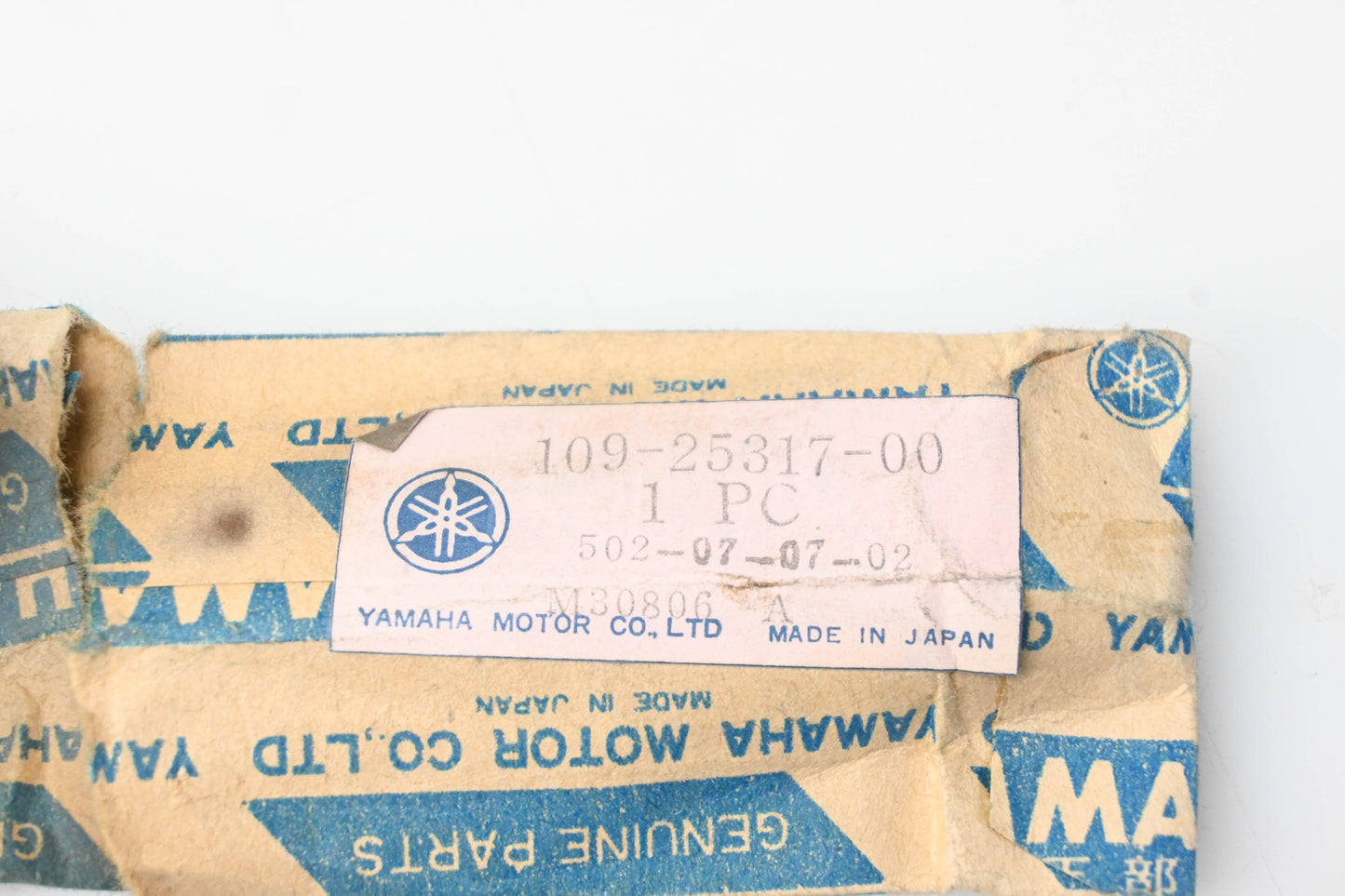 New OEM Yamaha 109-25317-00-00 Spacer NOS