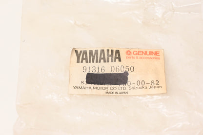 New OEM Yamaha 91316-06050-00 Socket Bolt NOS