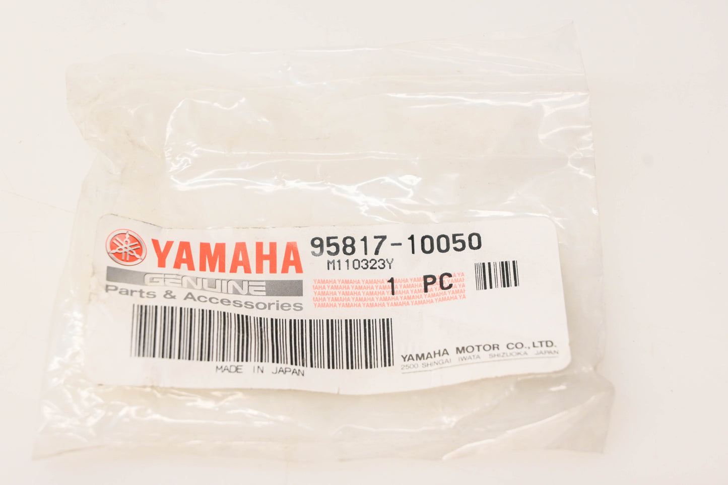 New OEM Yamaha 95817-10050-00 Flanged Bolt NOS