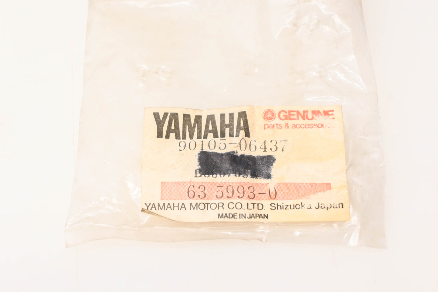 New OEM Yamaha 90105-06437-00 Washer Based Bolt NOS