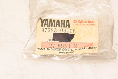 New OEM Yamaha 97323-06008-00 Bolts Hexagon NOS